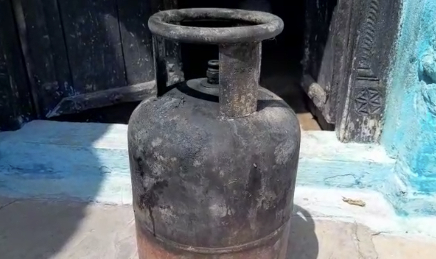 Bhind Explosion in Cylinder