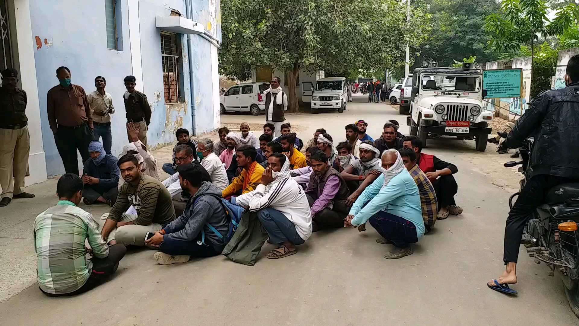 Farmers angry due to purchase center chaos in bhind