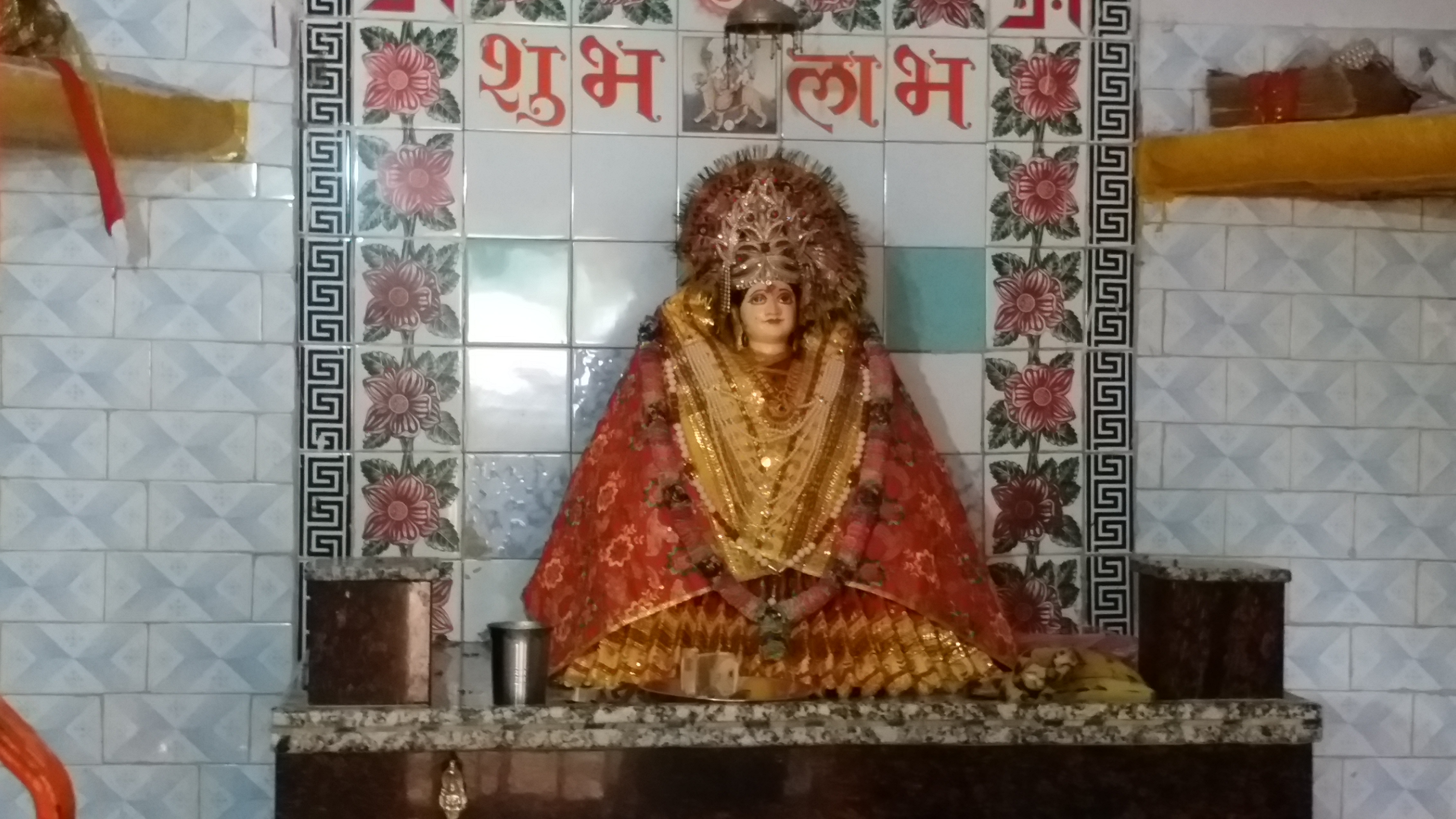 Sheetla Mata temple bhind