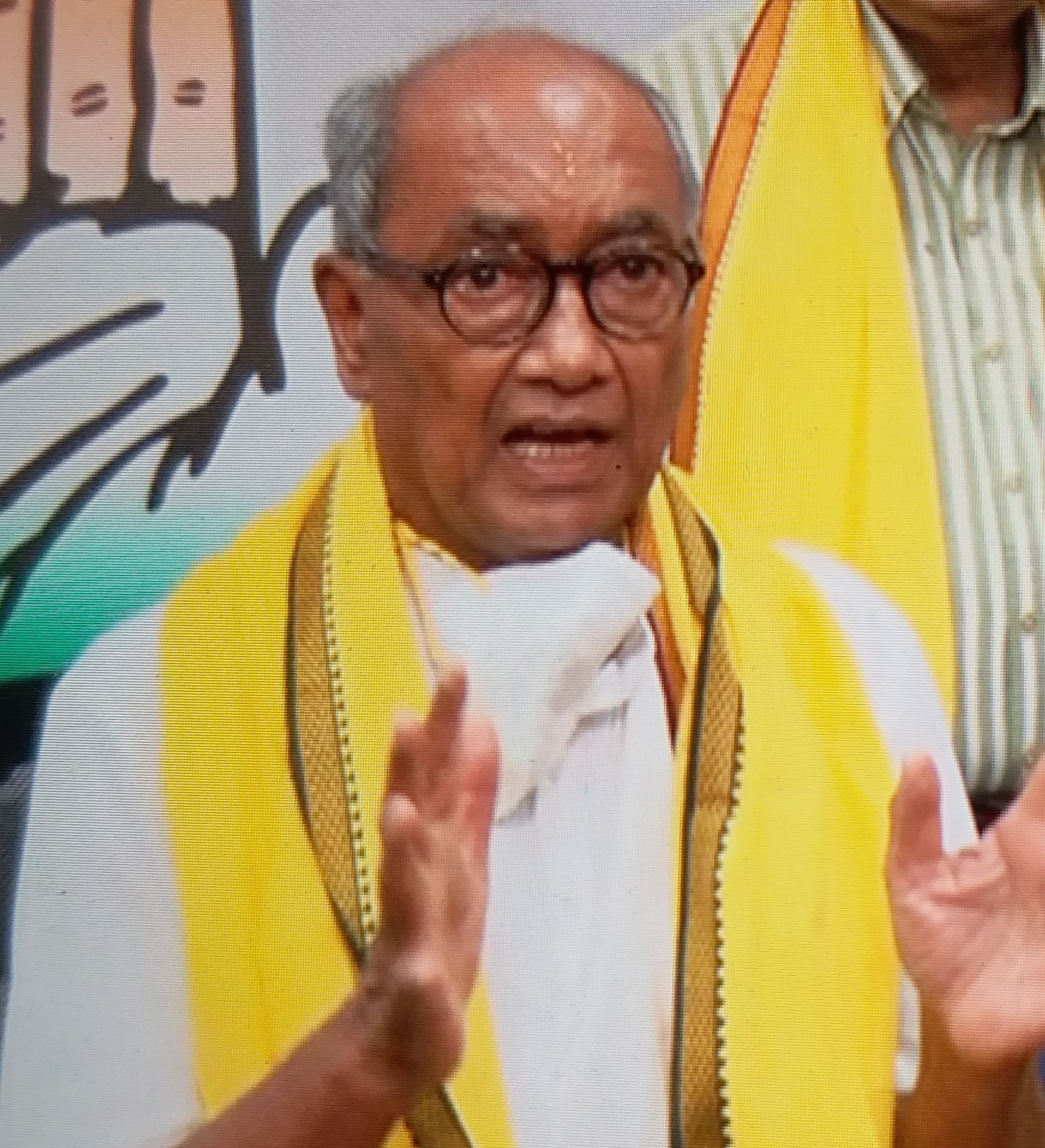 Former CM Digvijay Singh will picket at CM Residence at 11 am on Friday