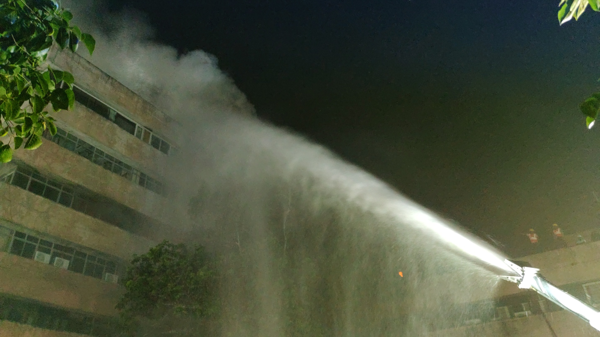 MP: Bhopal: Fire Update: The fire that broke out in Satpura Bhavan on Monday continued to burn till Tuesday morning.