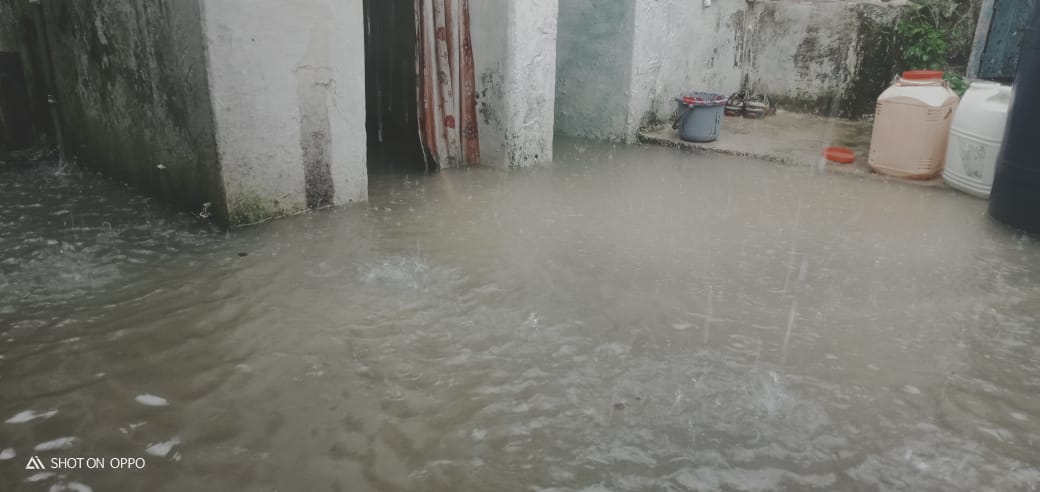 water enters houses