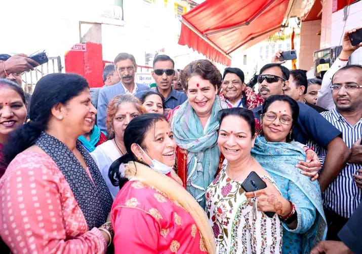 priyanka gandhi haath se haath jodo abhiyan