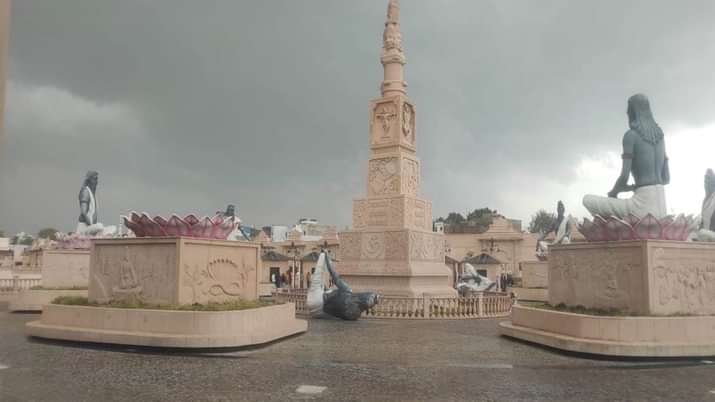 mahakal lok statue broken due to storm in ujjain