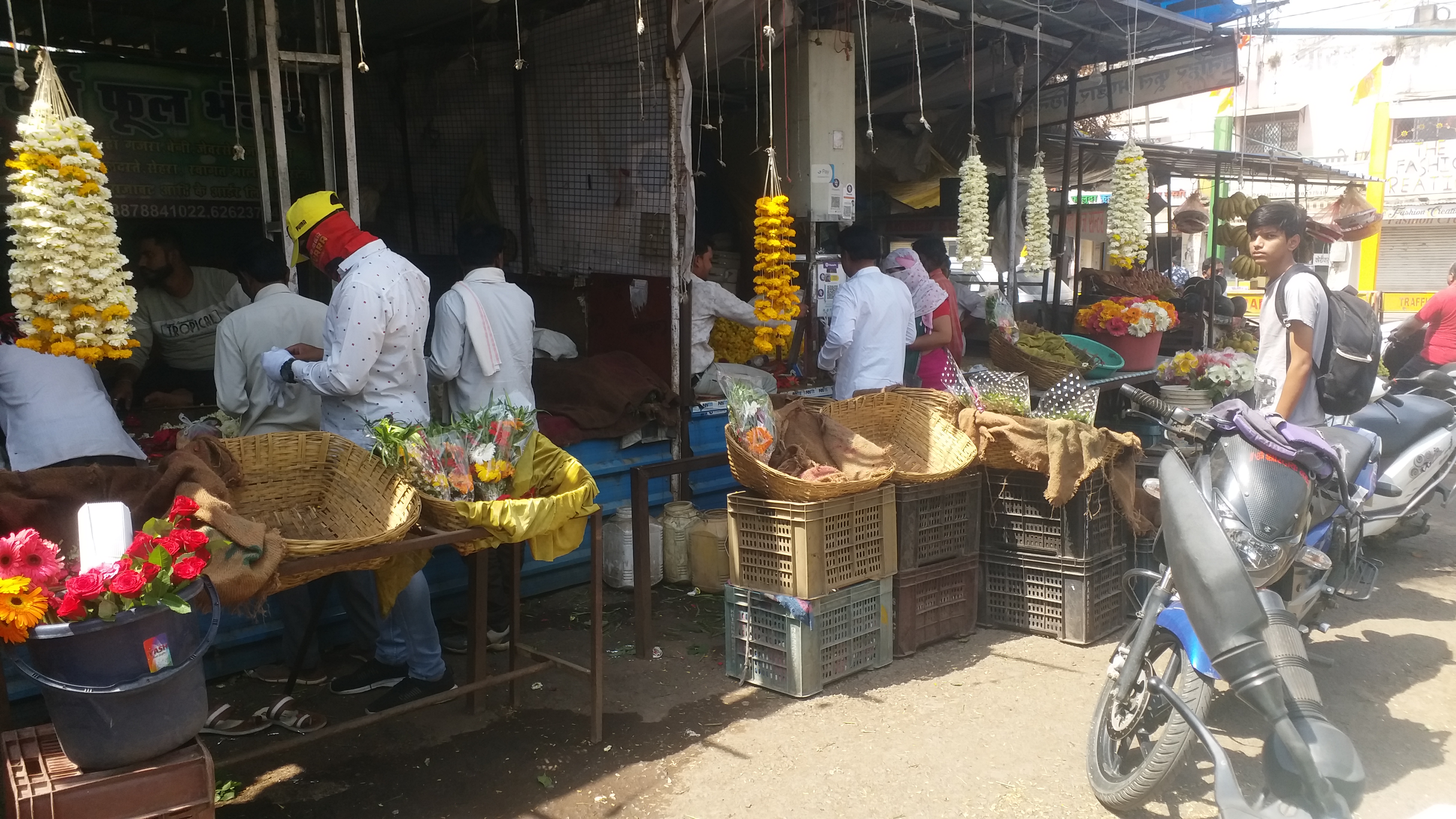 Flower hit by inflation in Chhindwara