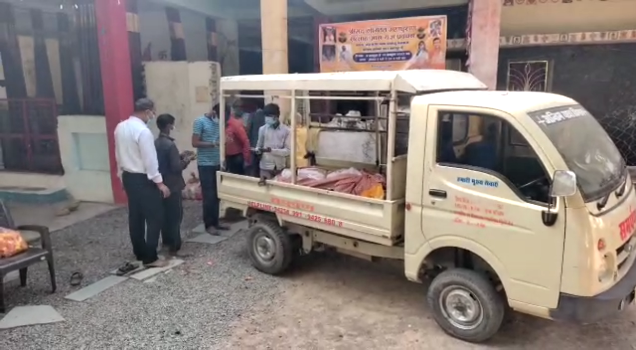 chhatarpur Dead body found in Mote ke mahaveer temple