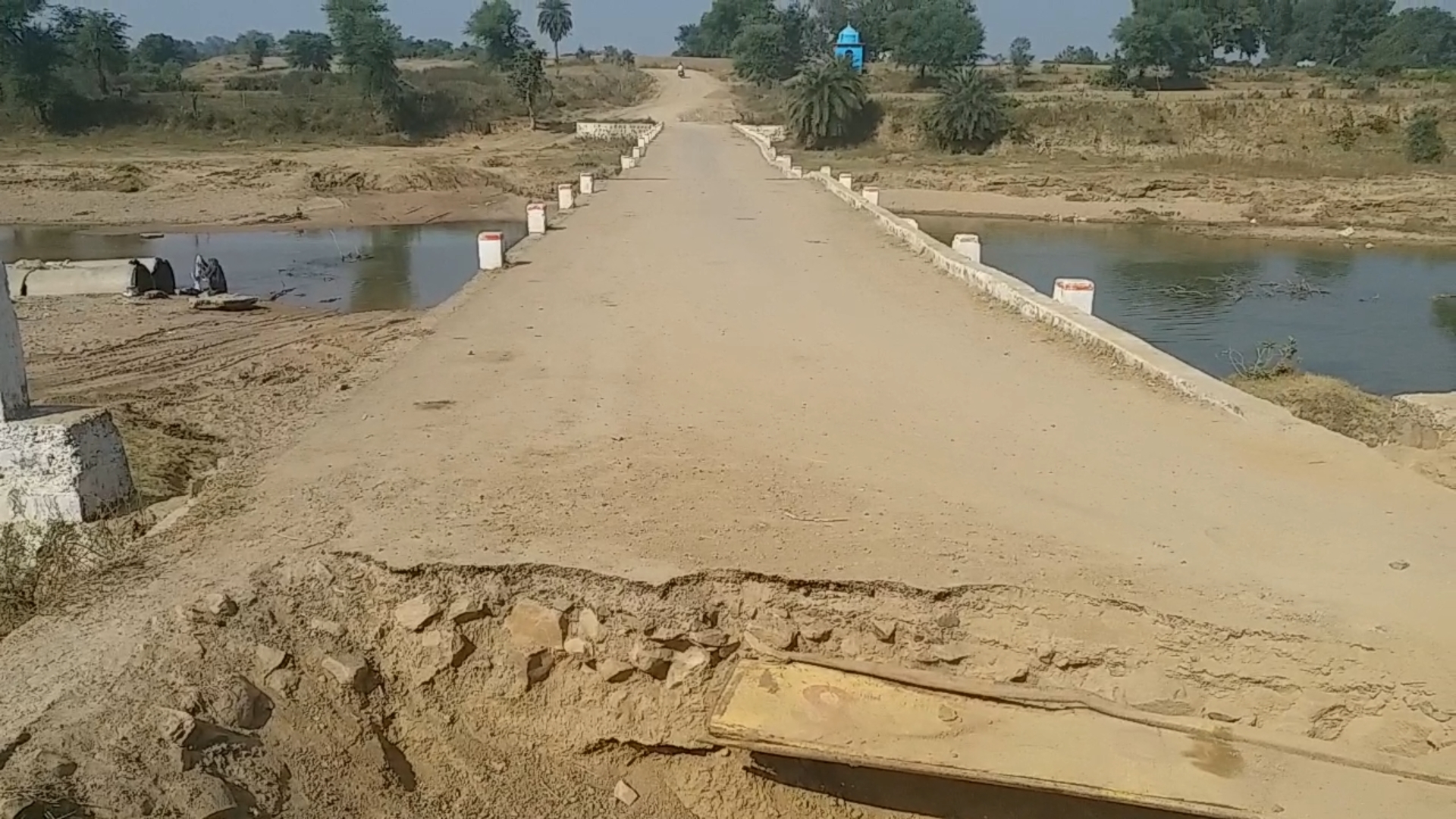 bridge over the Kel River broke down