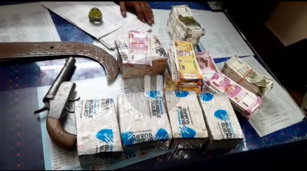 Police recovered fake notes