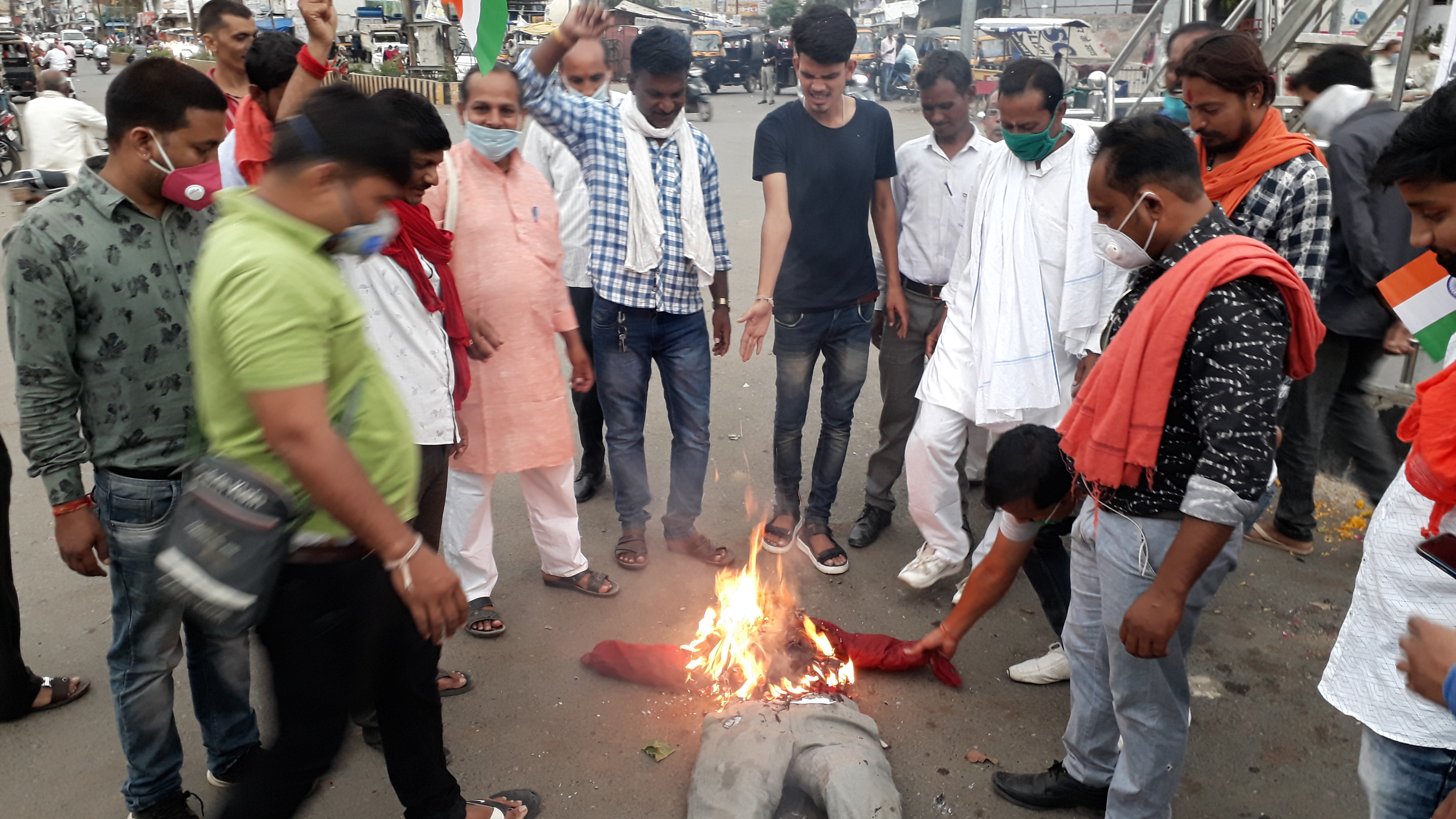 Swadeshi Jagran Manch burnt effigy of Chinese President