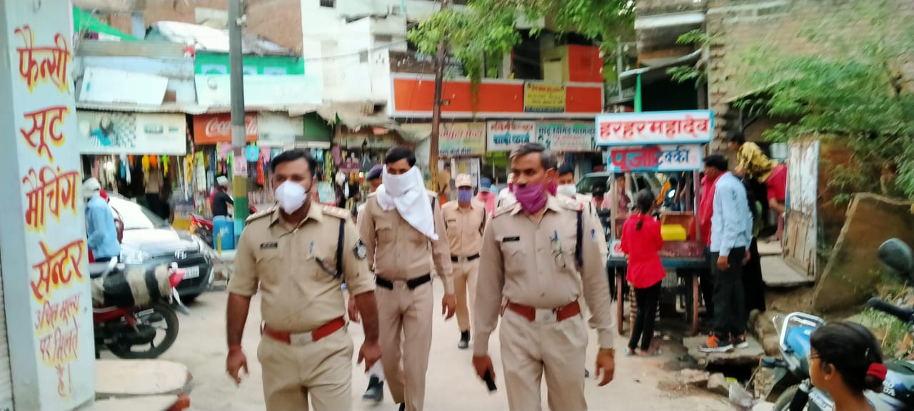 flag march by bhander police