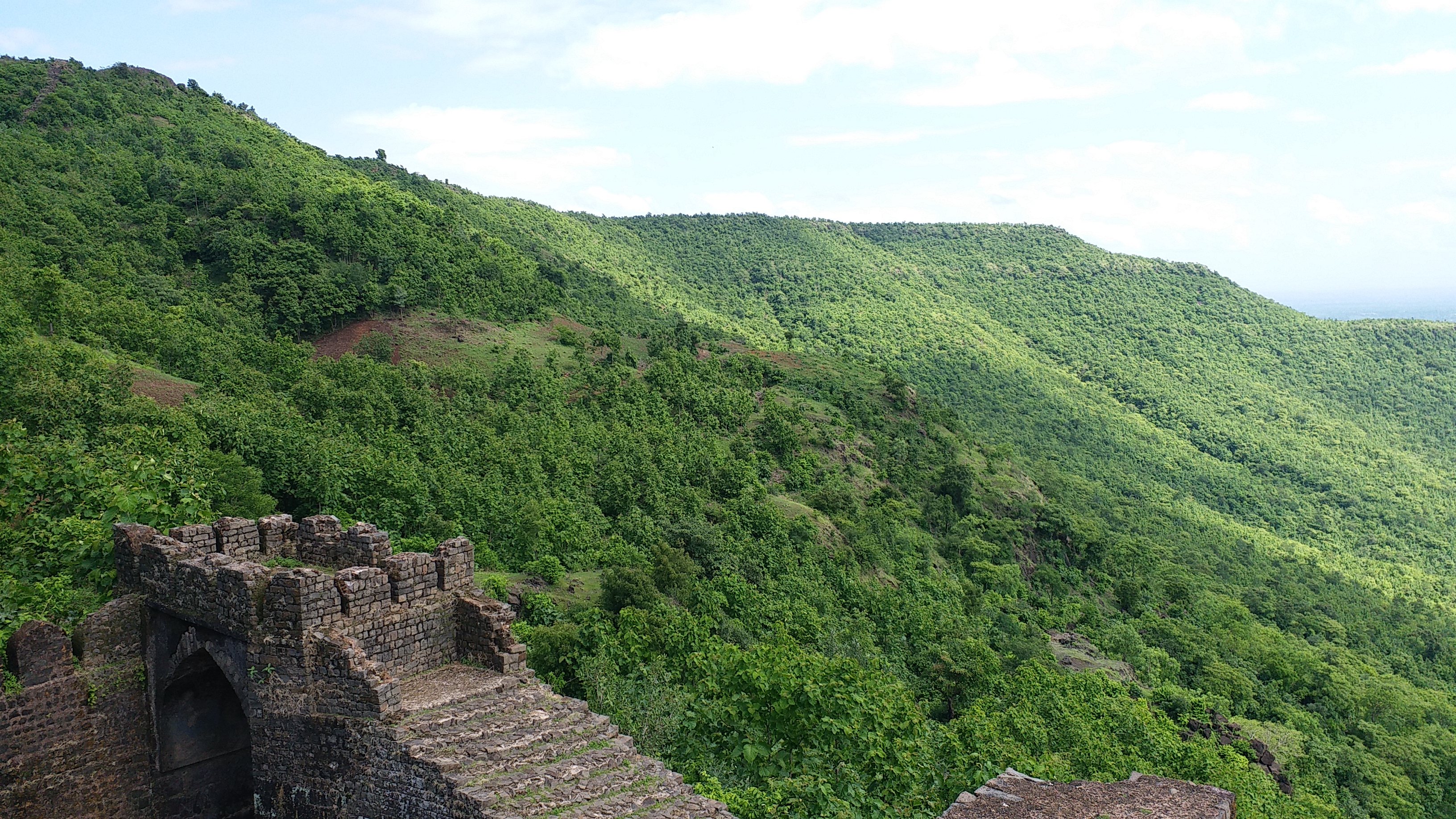 Tourists reaching Mandu after lockdown