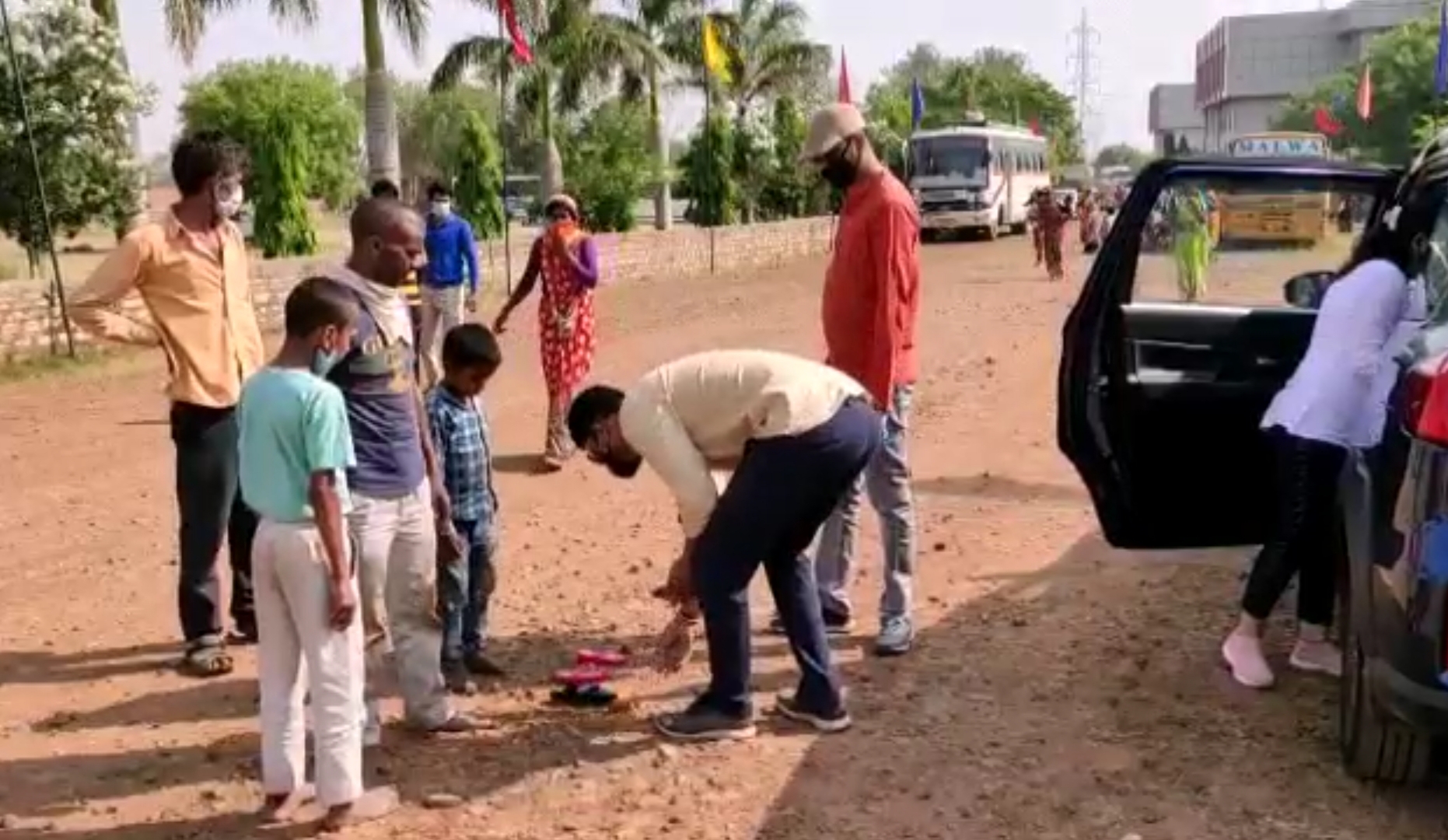 Slippers distributed to laborers