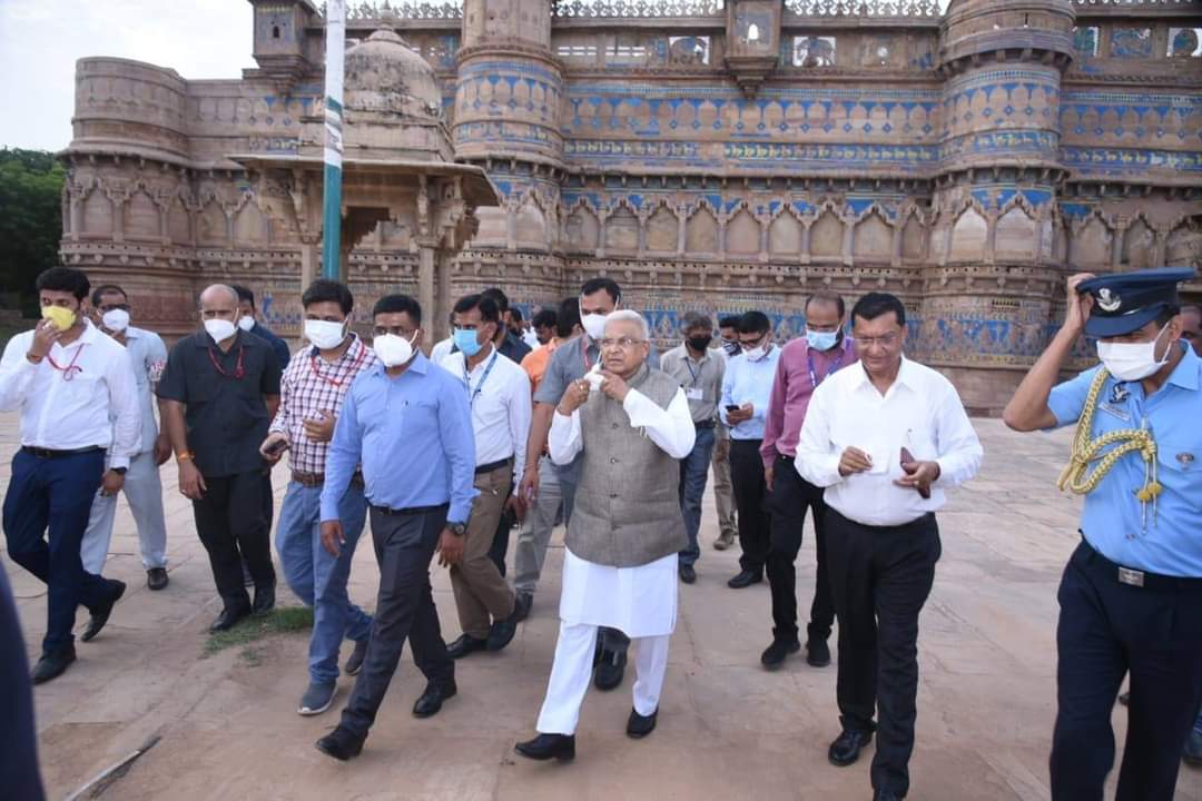 Governor Mangubhai Patel visited Gwalior Fort