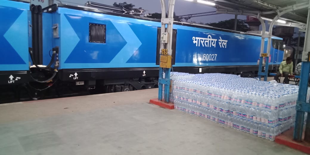 new locomotive reached Itarsi railway junction