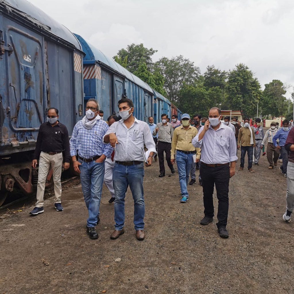 DRM inspected Itarsi railway station