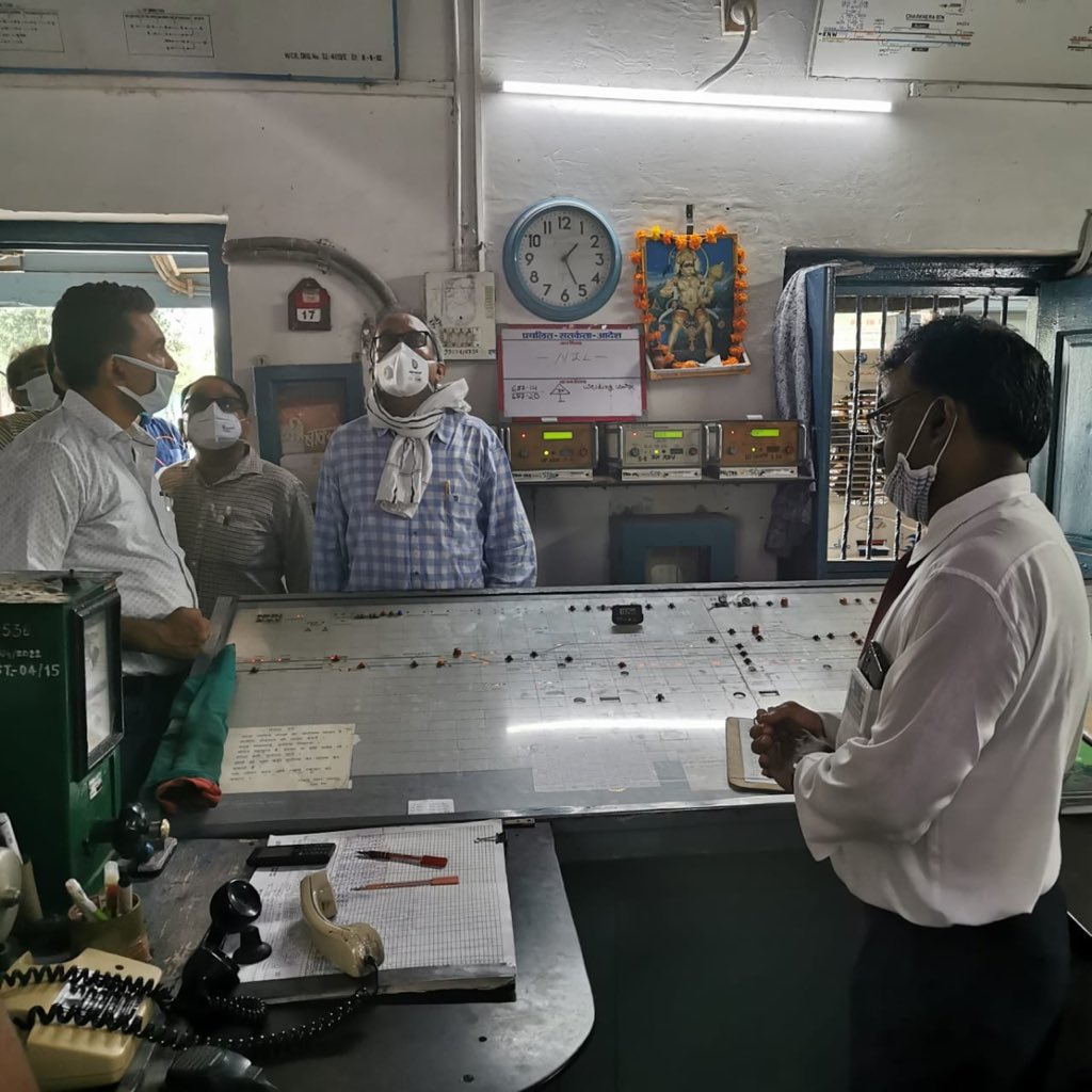 DRM inspected Itarsi railway station