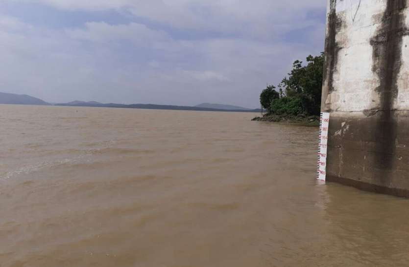 Water level rises in Tawadem as soon as the monsoon becomes active