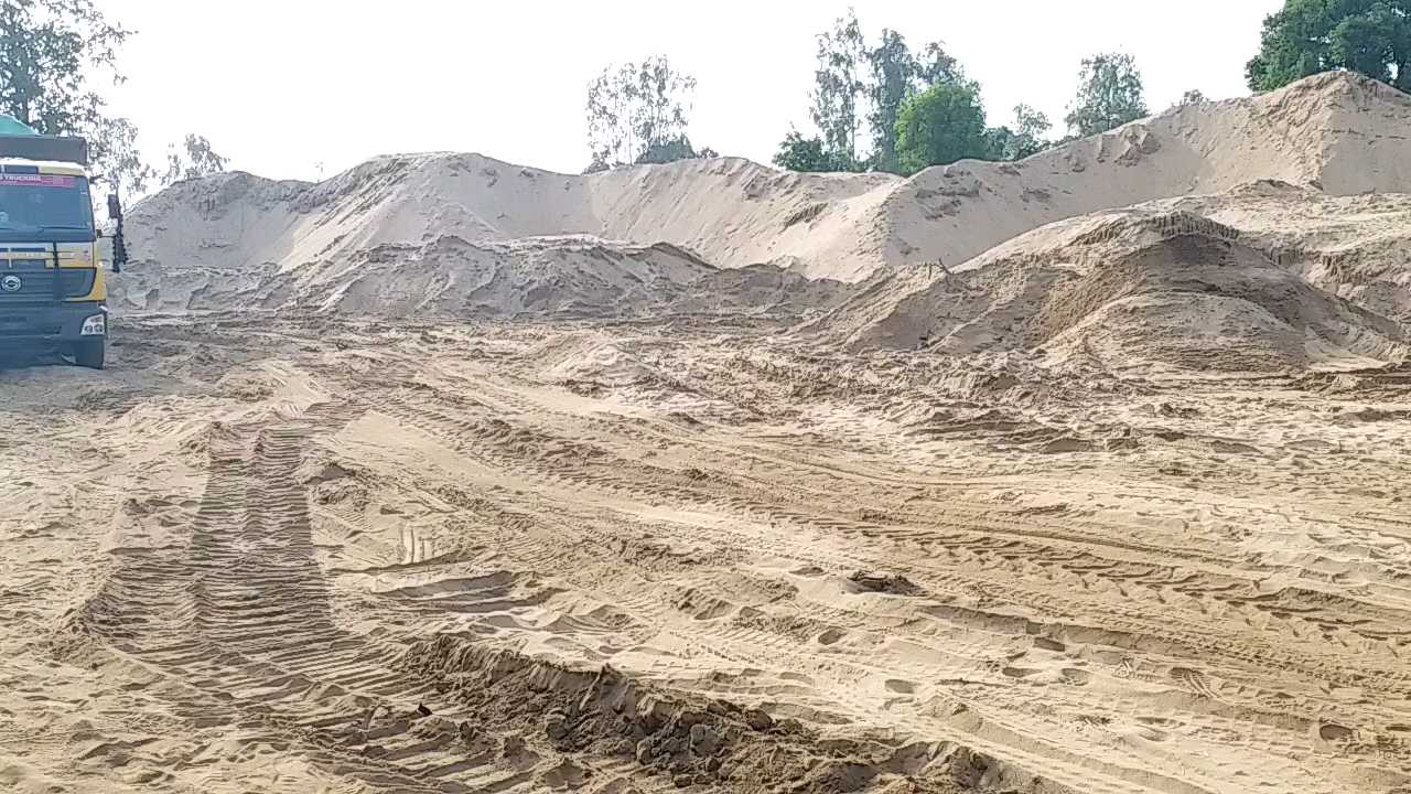 A large amount of sand collected after the rain