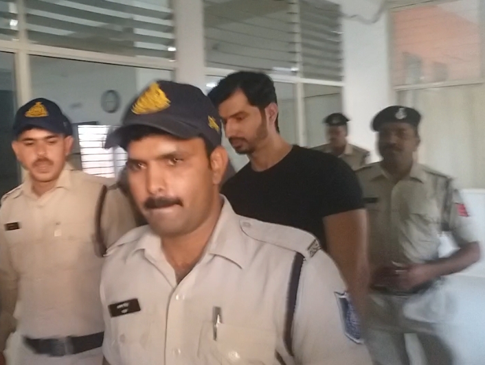 Accued Rahul on police remand