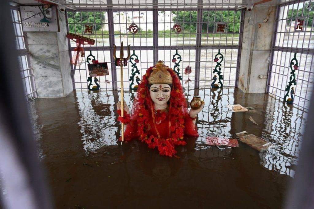 Mother Narmada's temple also submerged