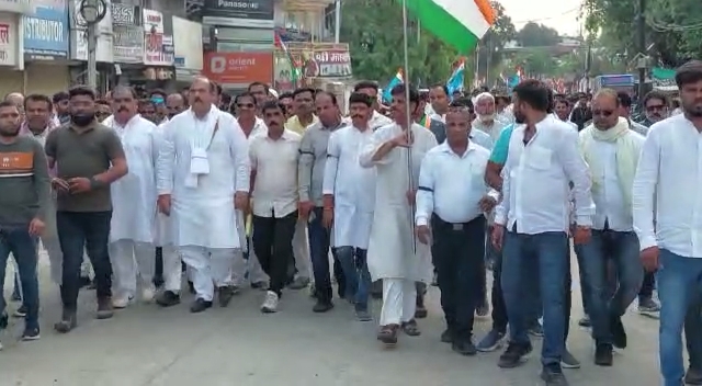 congress protest against sabotage of bajrang dal