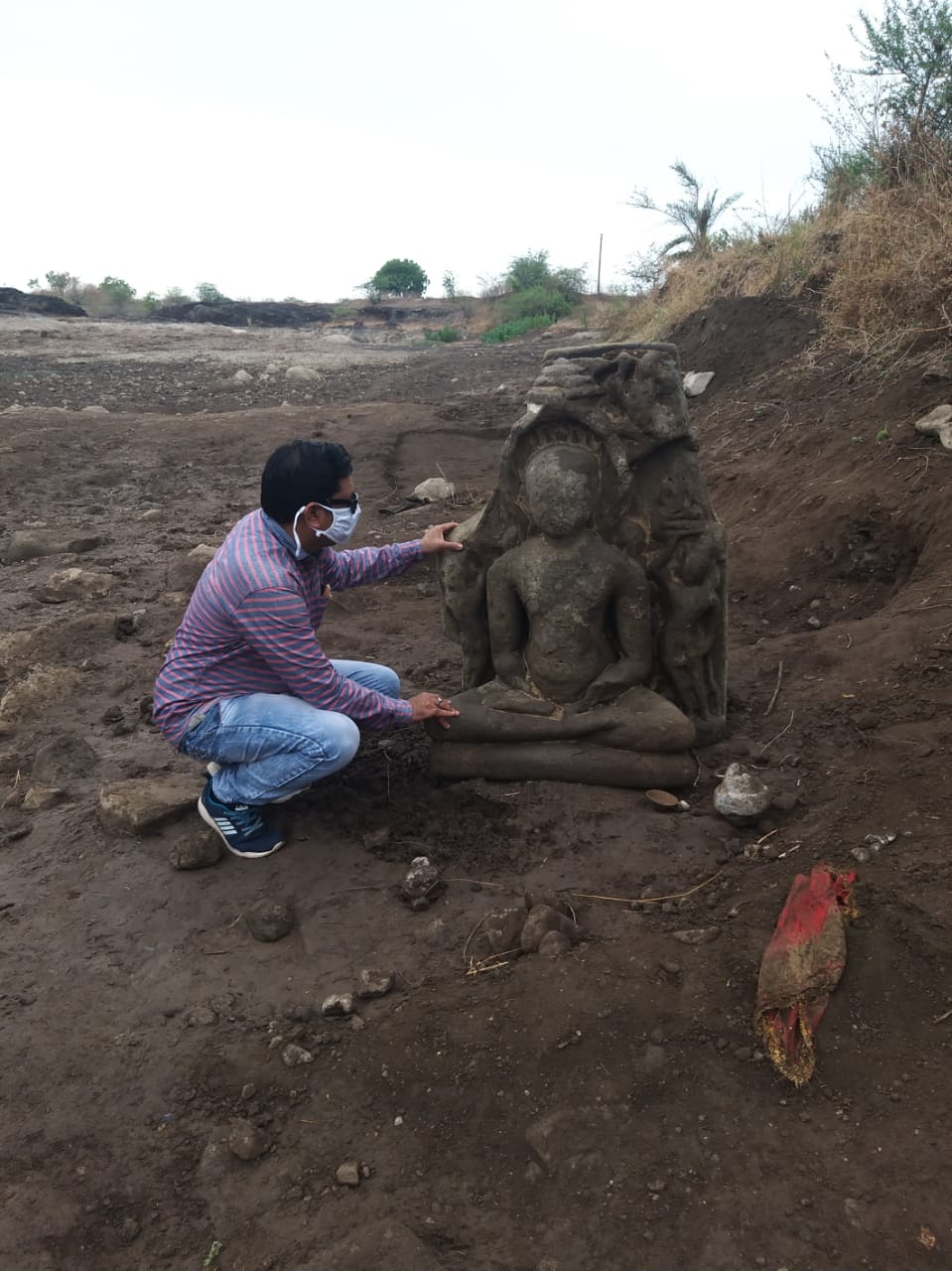 statue found during excavation