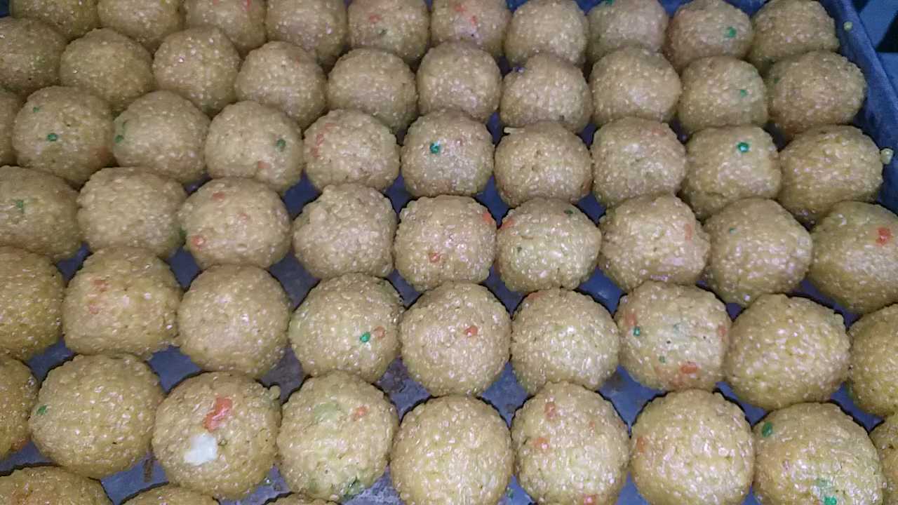 The tradition of distributing Bundi ladoos on Independence Day has been around for a long time.