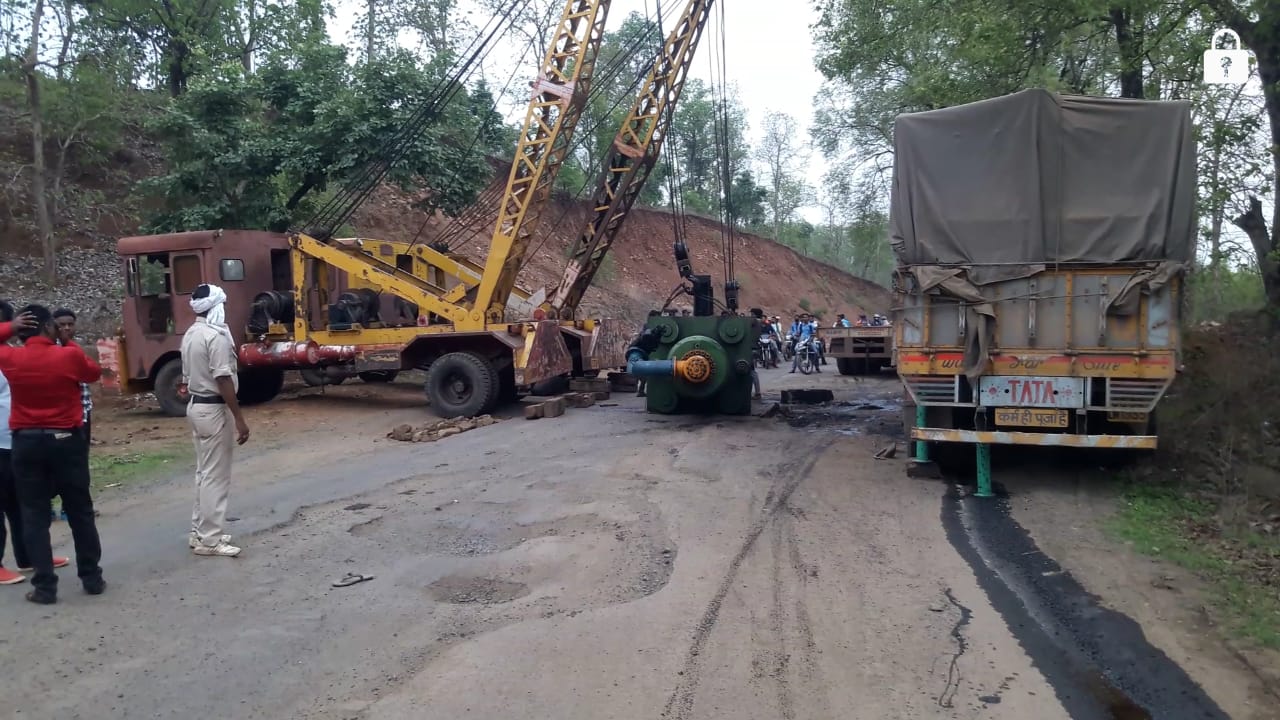 Heavy jam caused by heavy machine fall