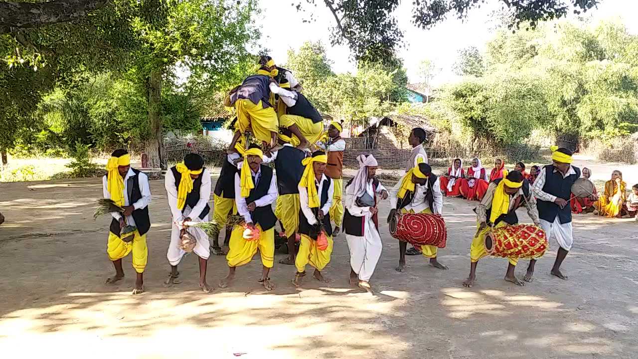 traditional saila dance