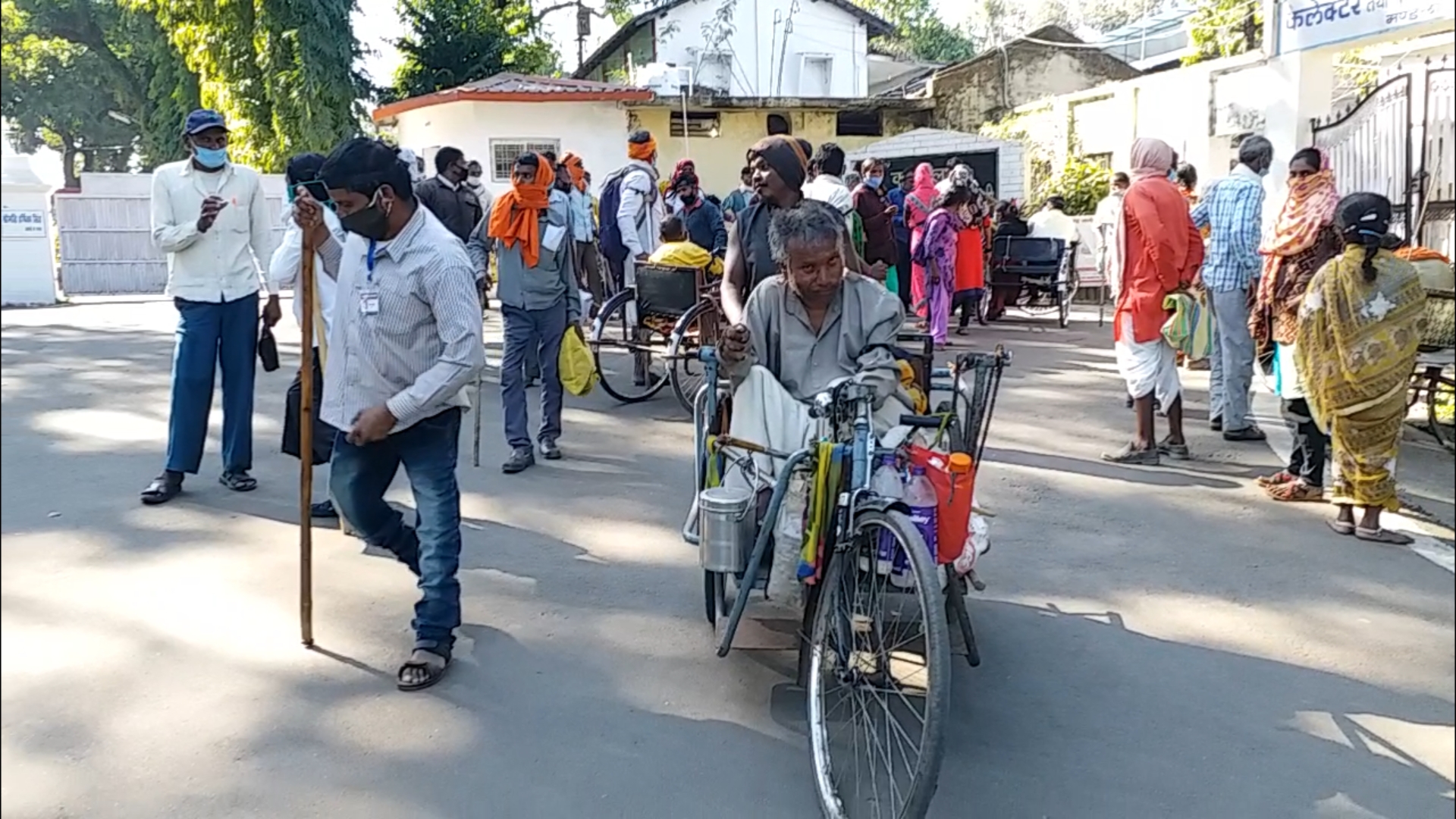 काले दिवस के रुप में मनाया अंतरराष्ट्रीय दिव्यांग दिवस