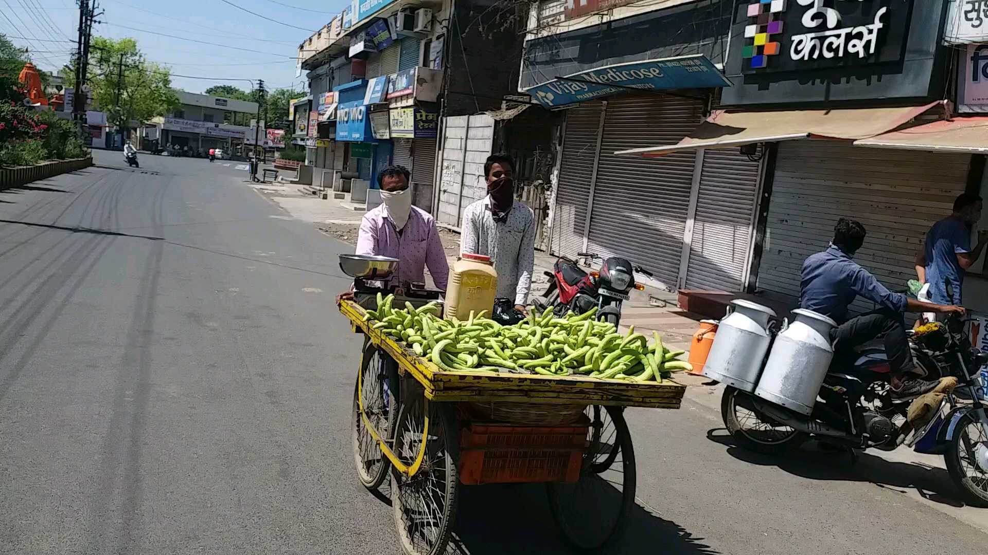 The risk of infection from the vendors going to street neighborhoods in Mandsaur