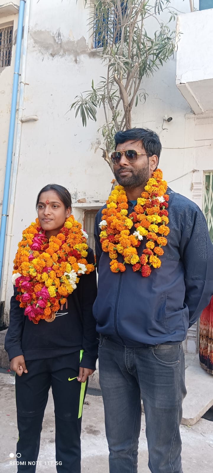 Deepti Singhal of Chambal winning gold medal