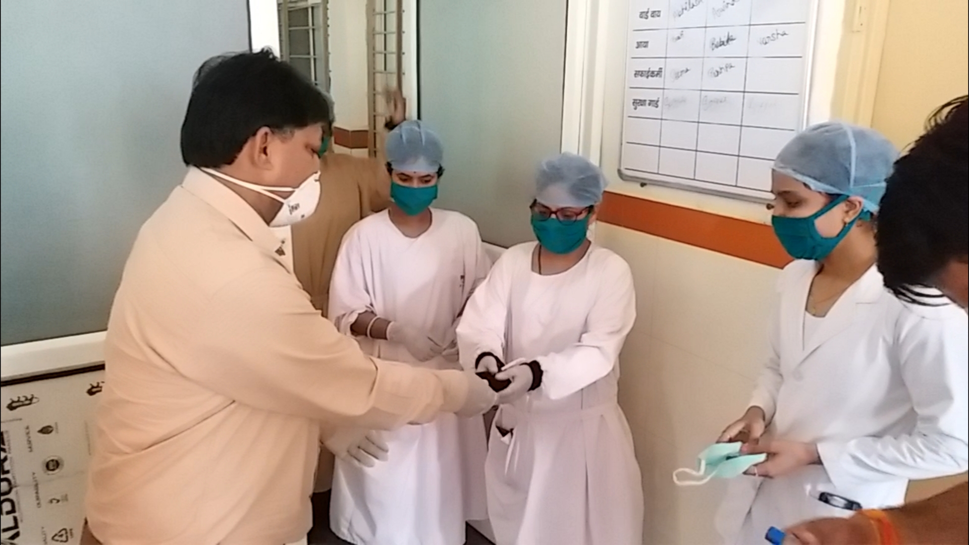 BJP district president distributed PPE kit after nurses' uproar