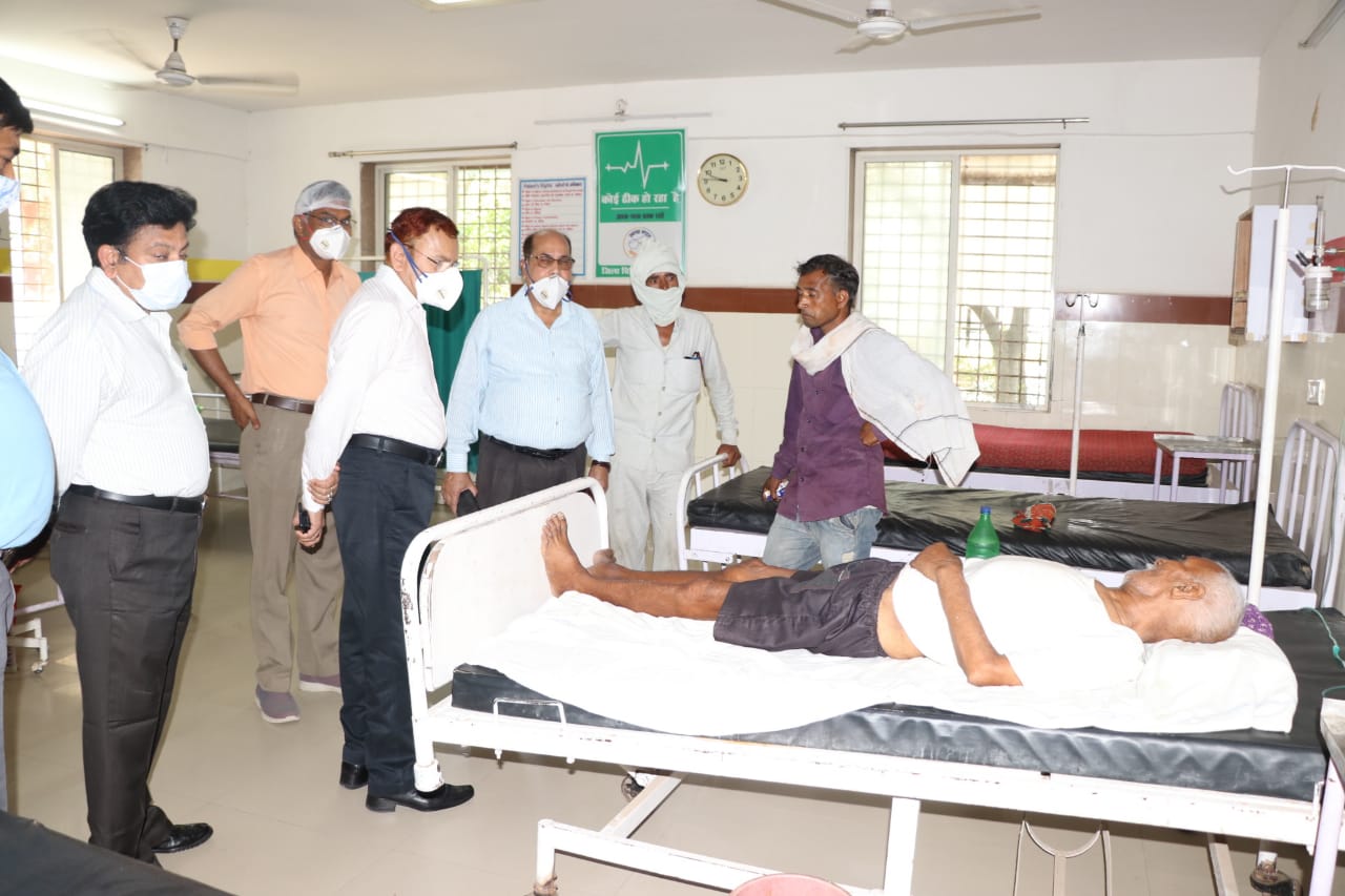 team talking to patients