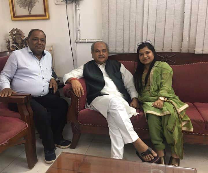 Naresh Gupta with Union Minister Narendra Singh Tomar