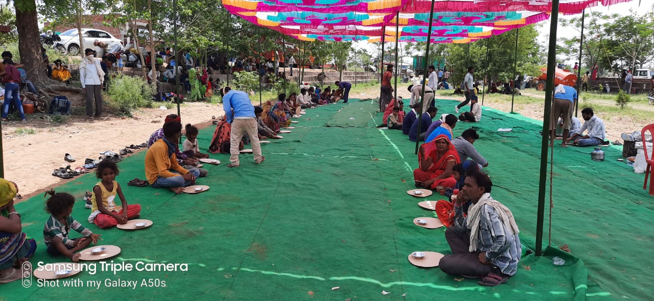 Continuation of Chambal division workers' arrival at home in morena