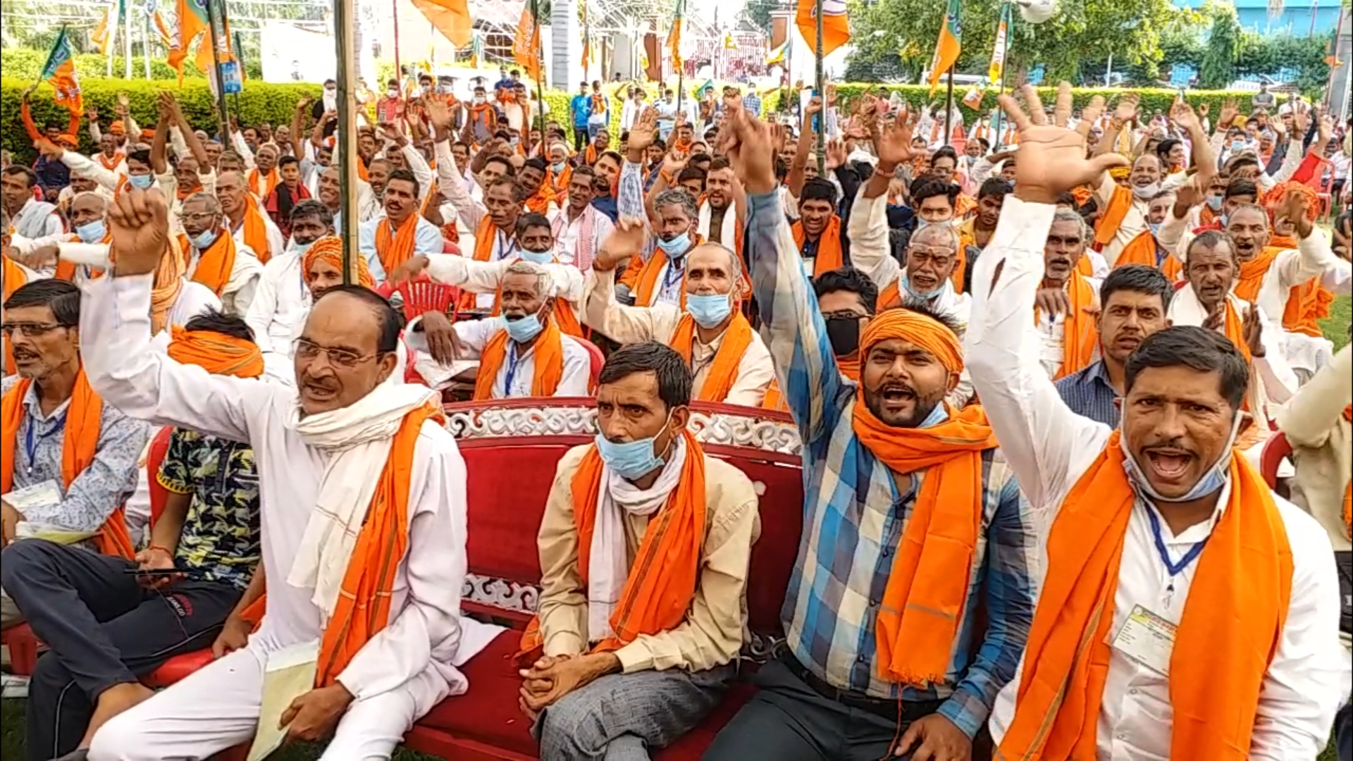 Minister Tomar addressing BJP workers conference