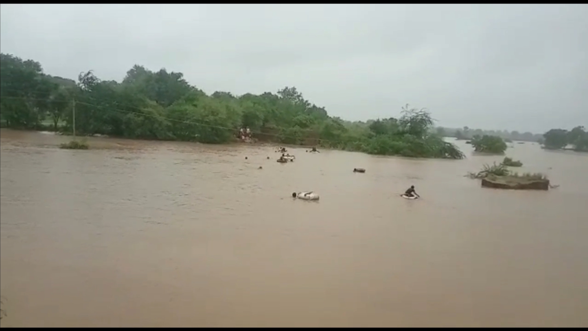Chambal River and Quarry River is overflowing