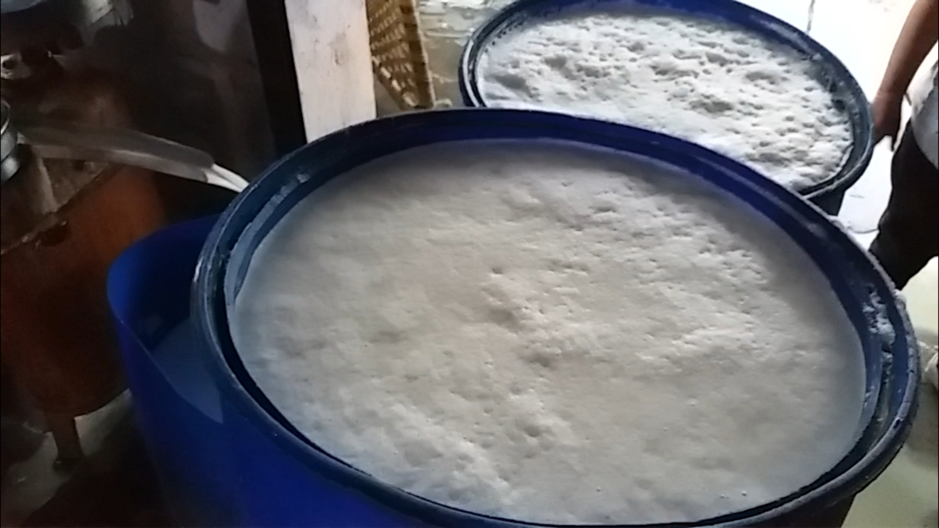 Food department seized 300 liters adulterated milk in Morena