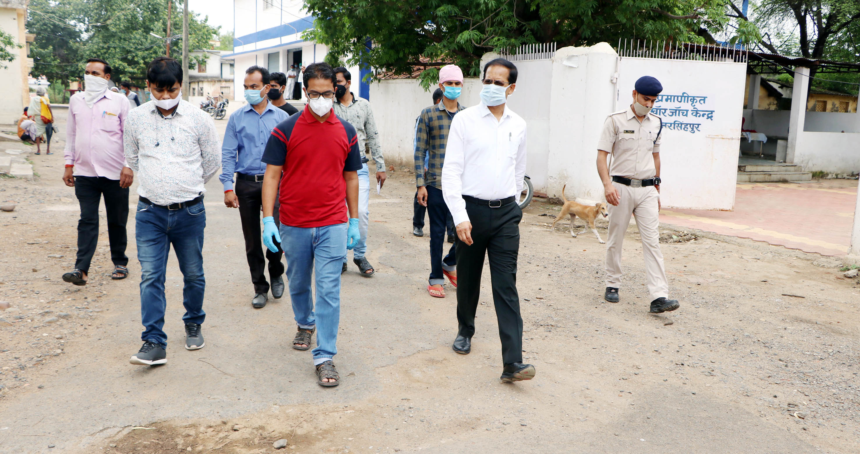 collector inspected the district hospital