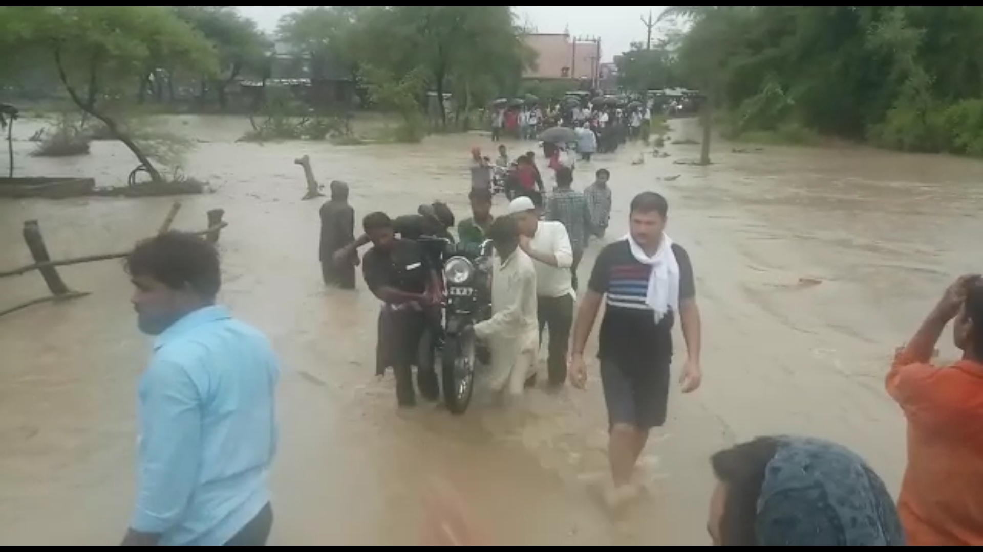 River-drain is on the rise due to heavy rains in Rajgarh