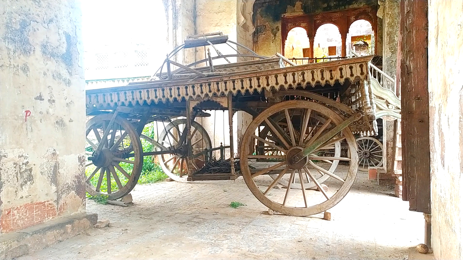 Chariot is present in Govindgarh Fort reewa