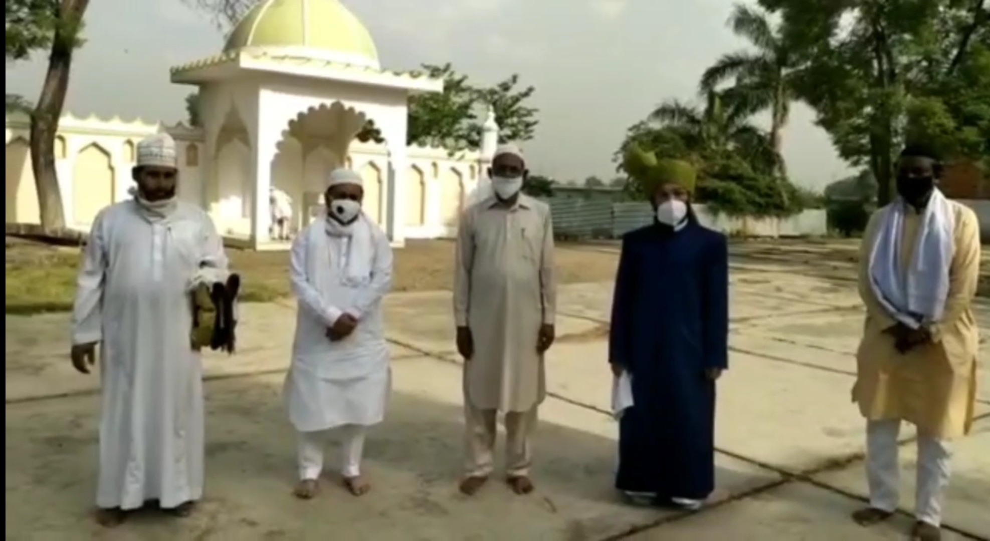 Eid prayers performed in Rewa following lockdown