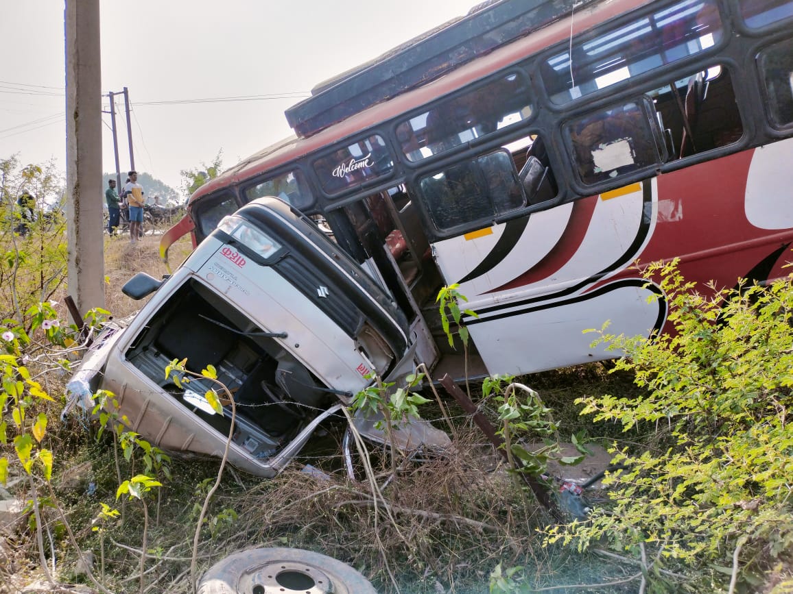 mp road accident