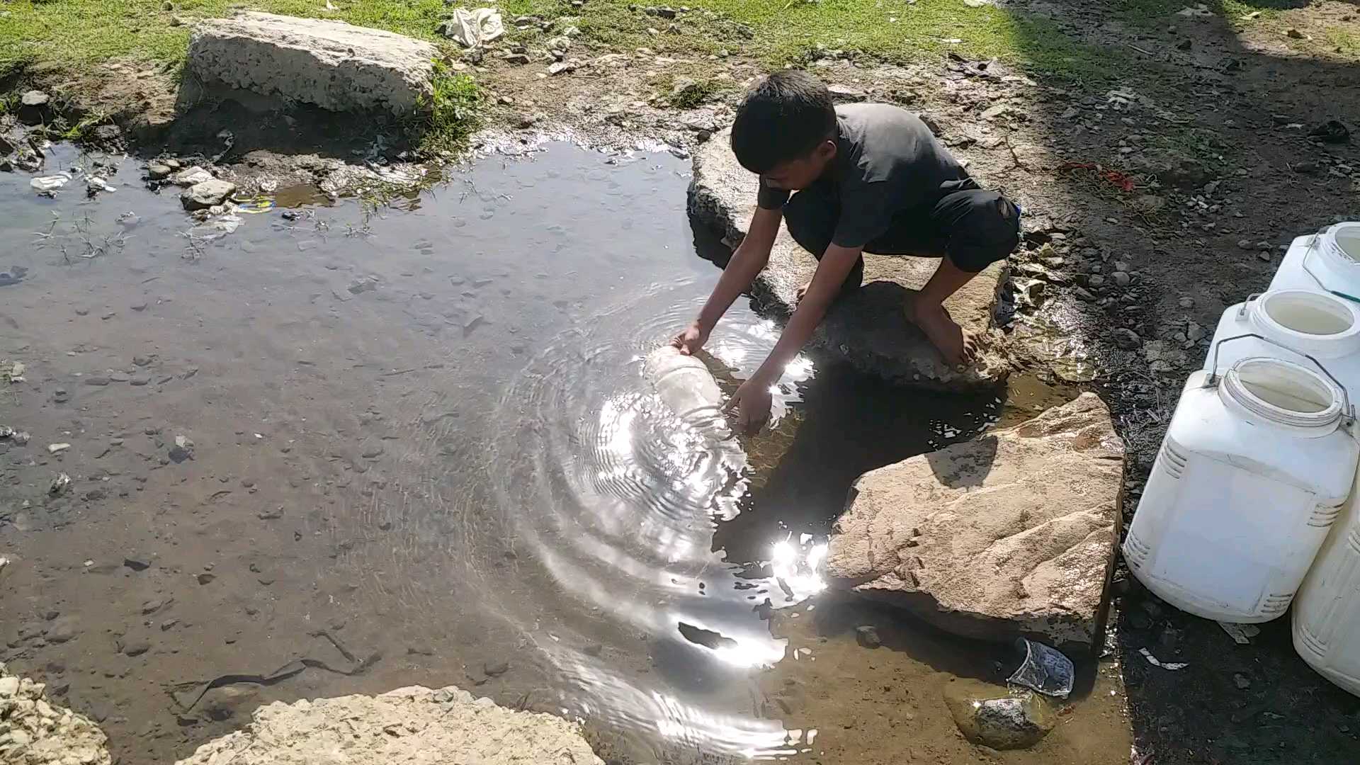 Heavy water crisis in sagar city