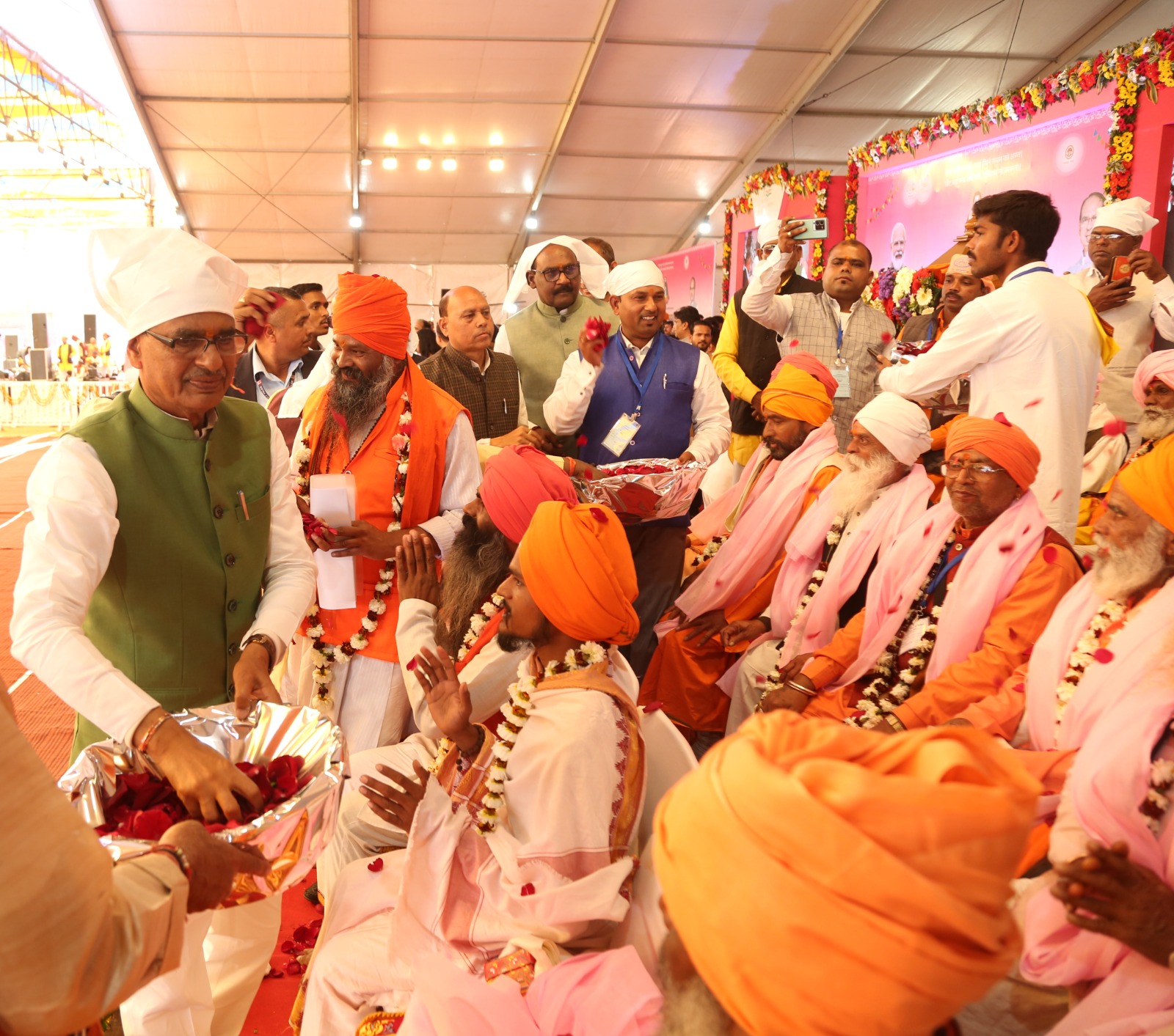 cm shivraj announced to build saint ravidas temple