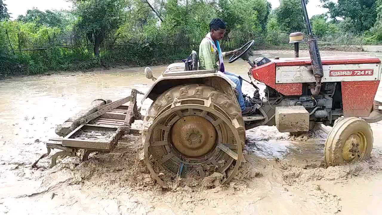 tractors and other machines are being used