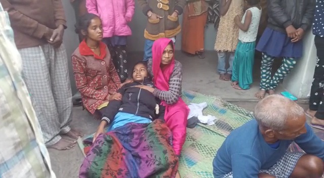 MP Shahdol girl students suddenly deteriorated in school