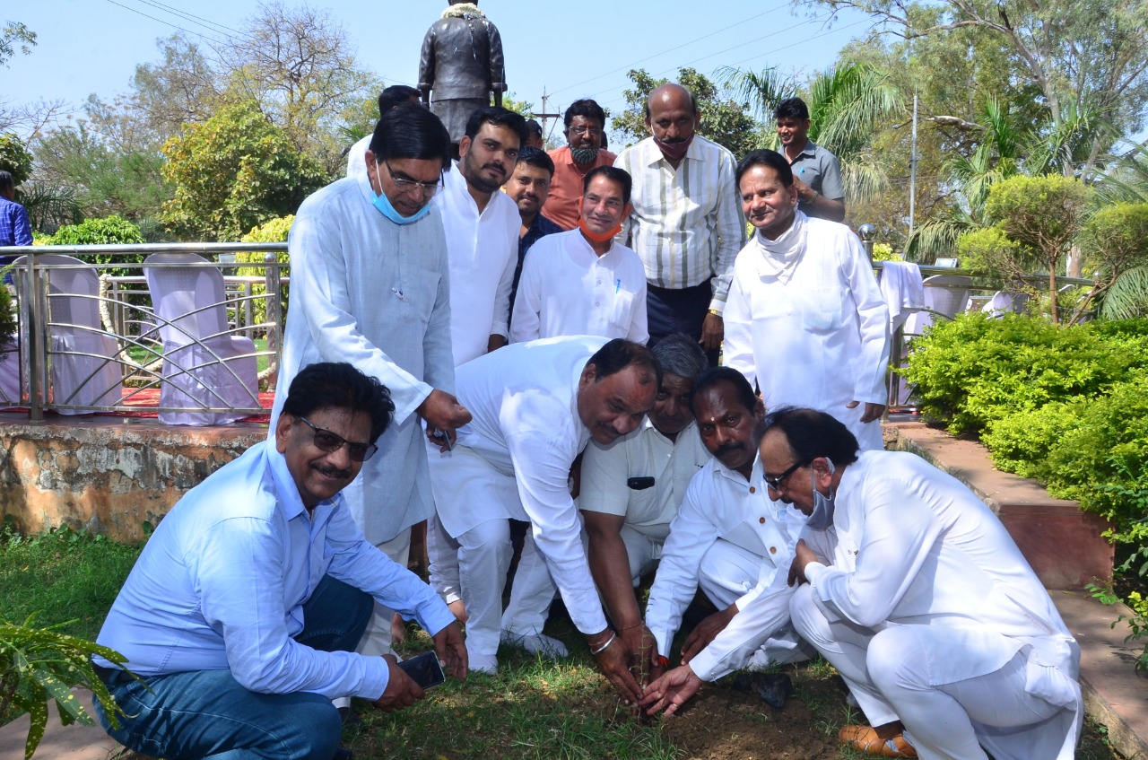 Madhav Rao Scindia birth anniversary celebrated