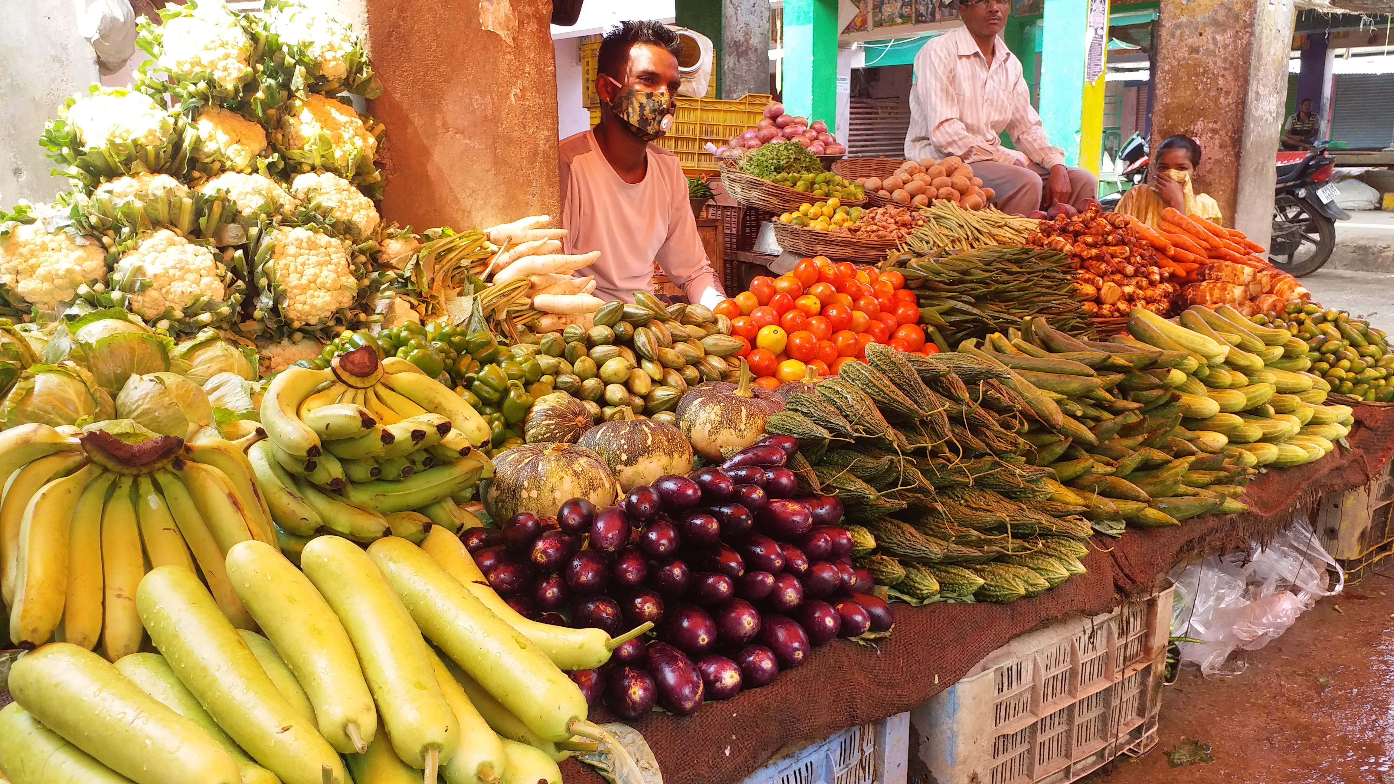 Skyrocketing prices of vegetables in Sidhi